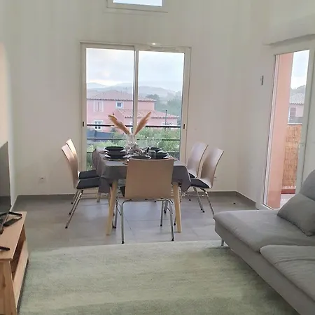 Apartment Spacieux Et Confortable Pres De Saint Tropez! 5mns A Pied!s *